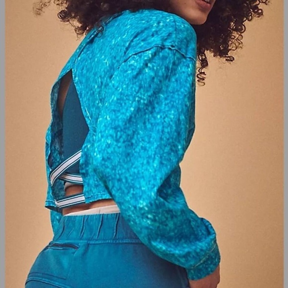 Free People Backstage Long Sleeve In Surfs Up Combo Athletic Top - Picture 2 of 7